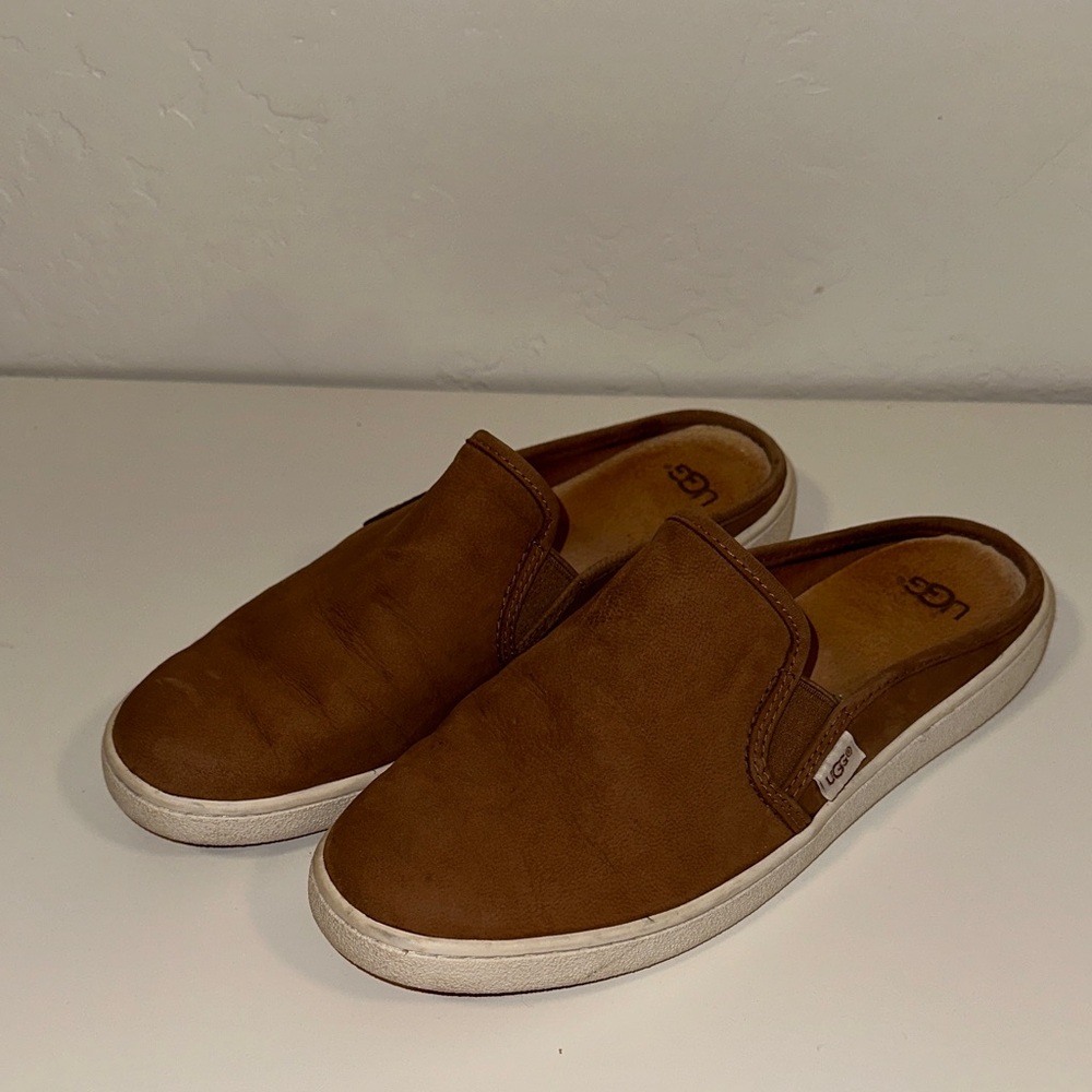 UGG women’s Slip-On Loafers